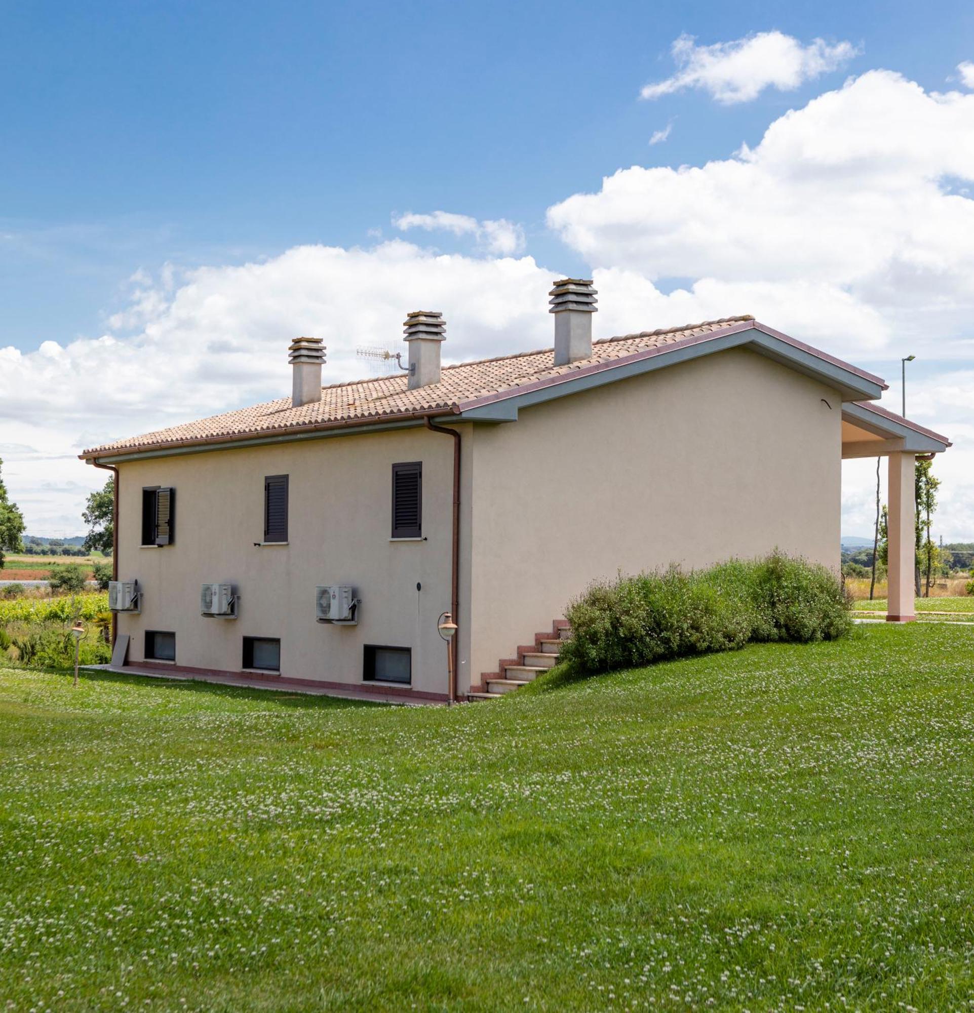 Podere Giovanni Olivo Tarquinia Exterior photo